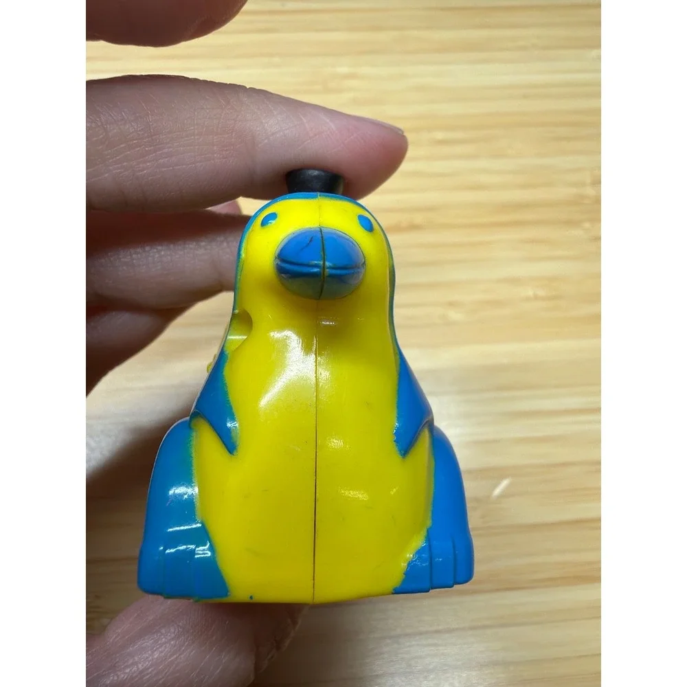 1991 DC Comics Penguin Umbrella Car Toy Vehicle Batman Rolling Figure
